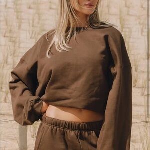 Daily Drills Cocoa Cropped Crewneck Sweatshirt NWOT
